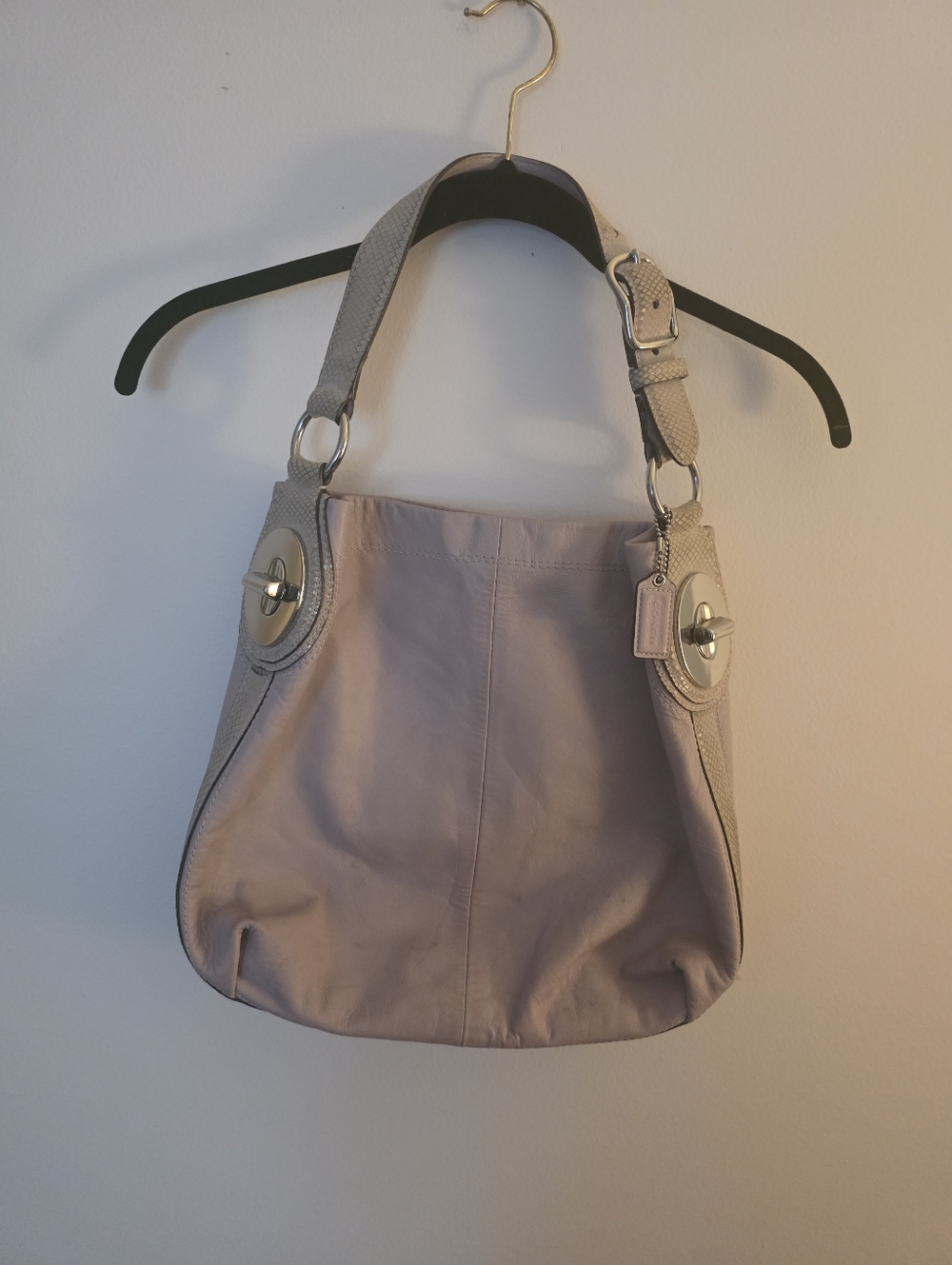 Beautiful Coach Leather Bag